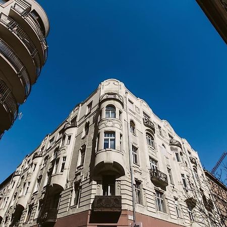 Lovely Purplish Apartment Heart Of The City Budapest Ngoại thất bức ảnh